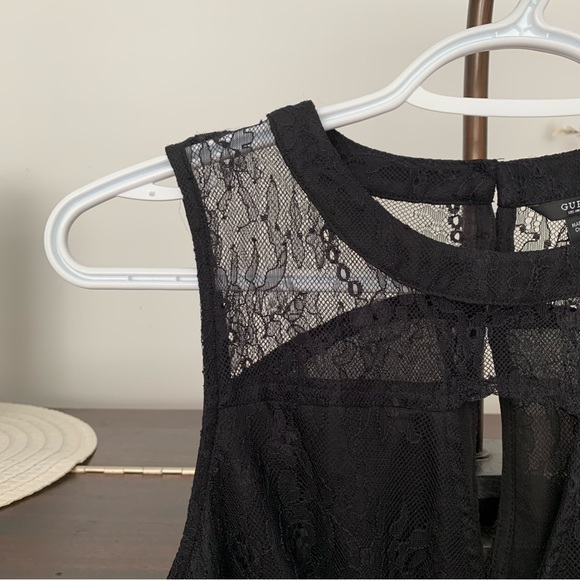 Guess Black Lace Peplum Sleeveless Top, Size Small - Picture 5 of 12